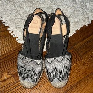Valentina Zigzag Espadrilles in Black and Gray